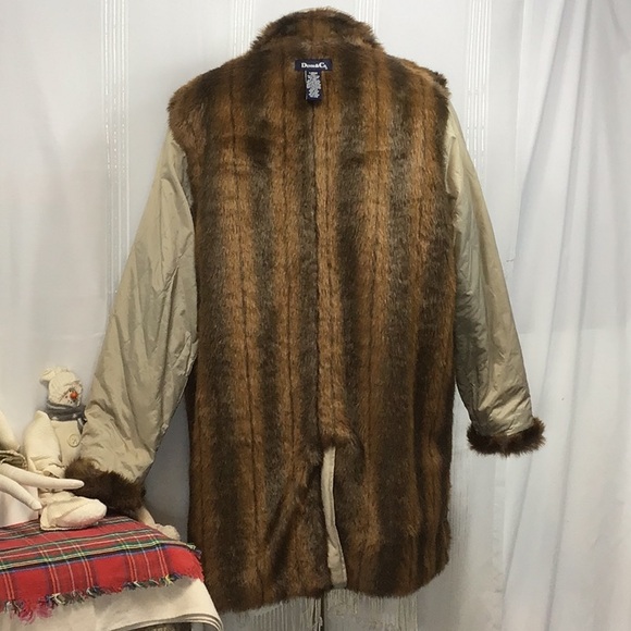 🌲 Denim&Co Tan Denim Faux Fur Trim Lining Button Front with Pockets Coat - Picture 8 of 11